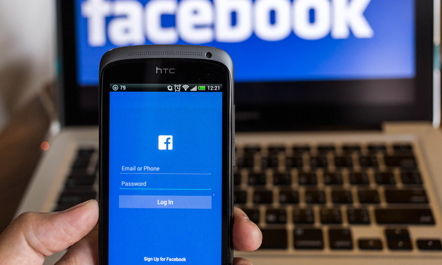 طريقة استرجاع حساب فيسبوك بدون بريد: دليل شامل لعام 2026