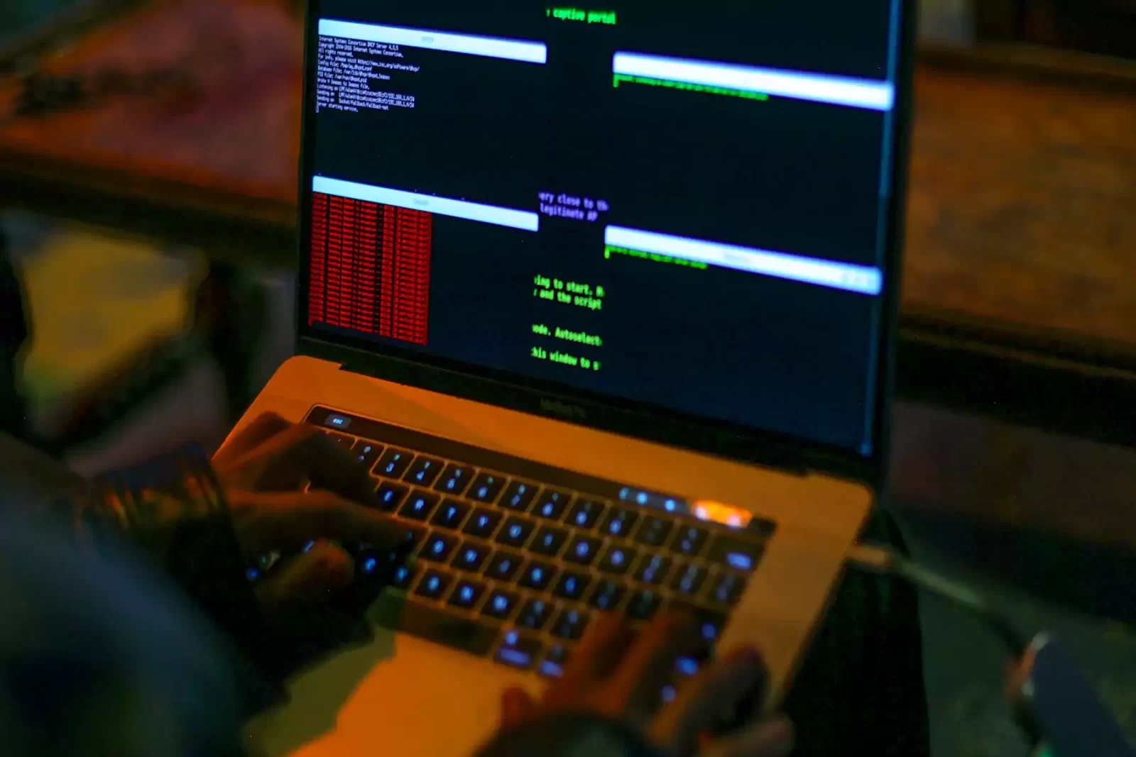 10 أخطاء تكشف حماية الشبكة المنزلية أمام المخترقين!