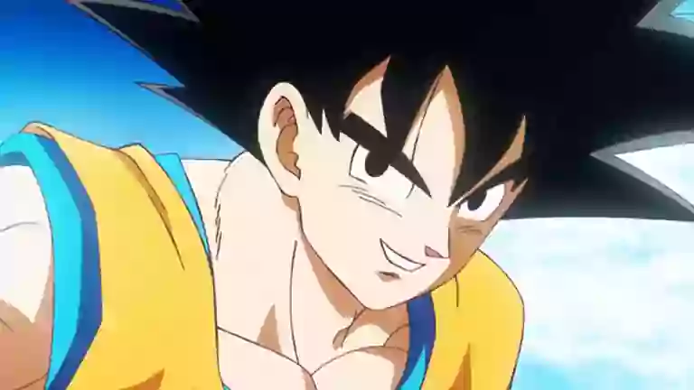 غوكو في كامل قوته أثناء التحول إلى Ultra Instinct، يظهر قوته الخارقة وسرعته الفائقة، مع أجواء المعركة المشحونة بالطاقة حوله.