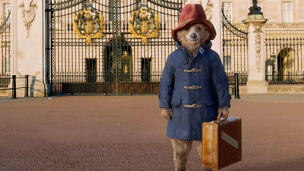 صورة من فيلم Paddington، فيلم عائلي بسيط لتعلم اللغة الإنجليزية للمبتدئين مع ترجمة.