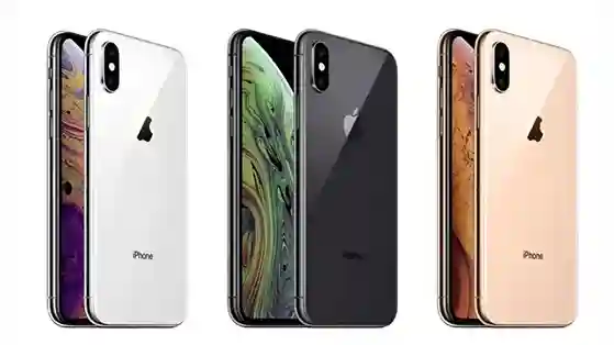 صورة هاتف iPhone XS ضمن مقالنا عن جميع انواع الايفون بالترتيب واسعارها